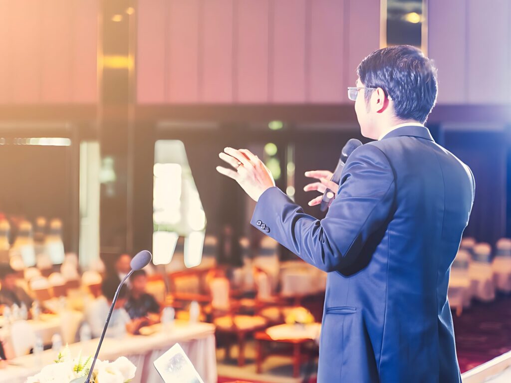 Debat Kreatif dan Argumentasi Konstruktif